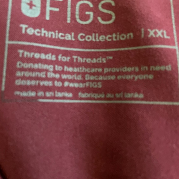 FIGS Catarina Scrub Tops for Women — Classic Fit, 1 Pocket Size XXL - Picture 5 of 5